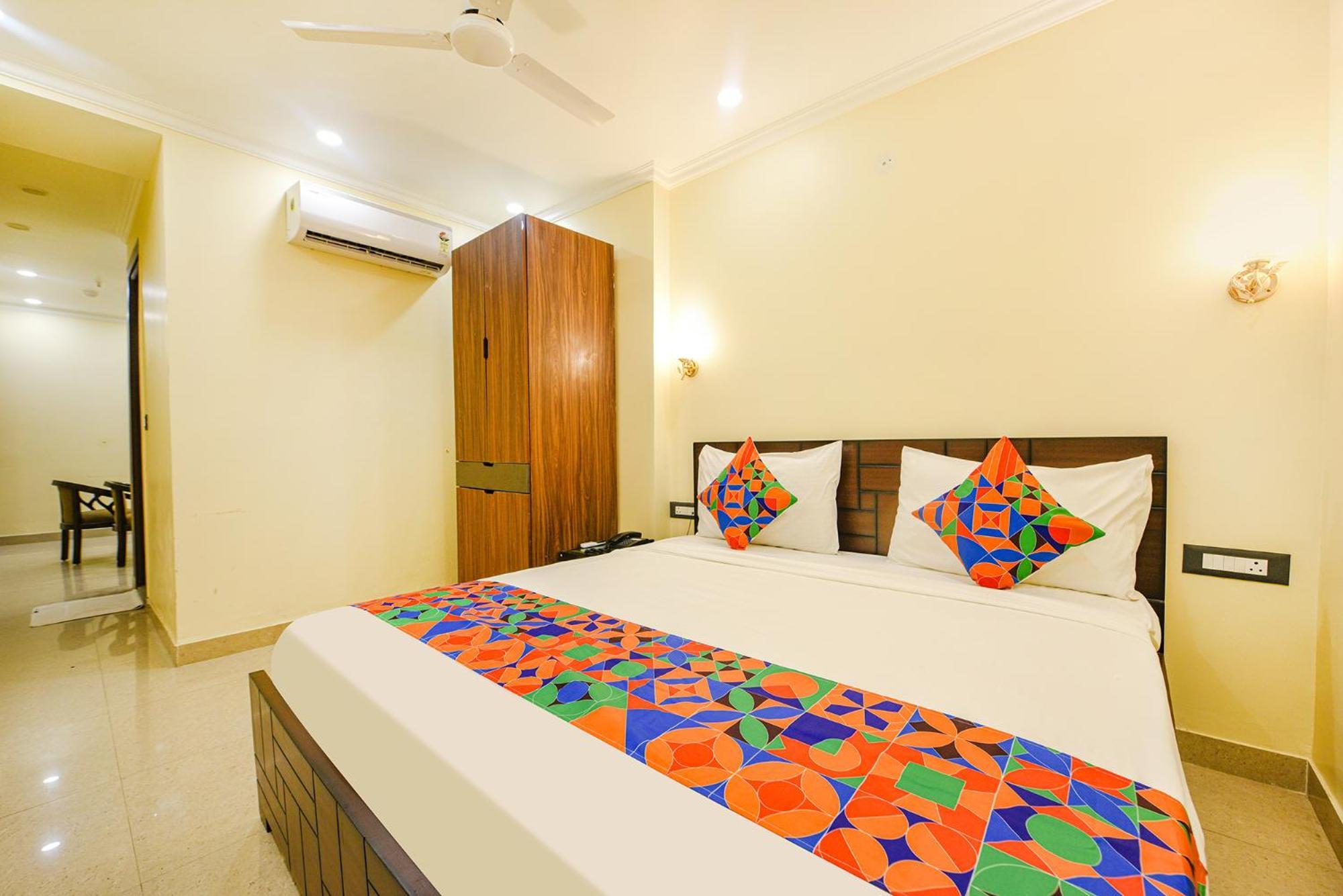 Fabhotel Prime Apple Tree Residency 뉴델리 외부 사진