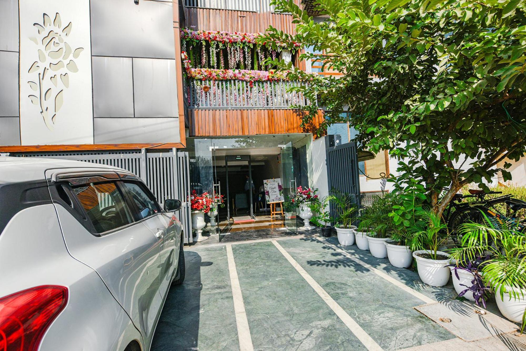 Fabhotel Prime Apple Tree Residency 뉴델리 외부 사진