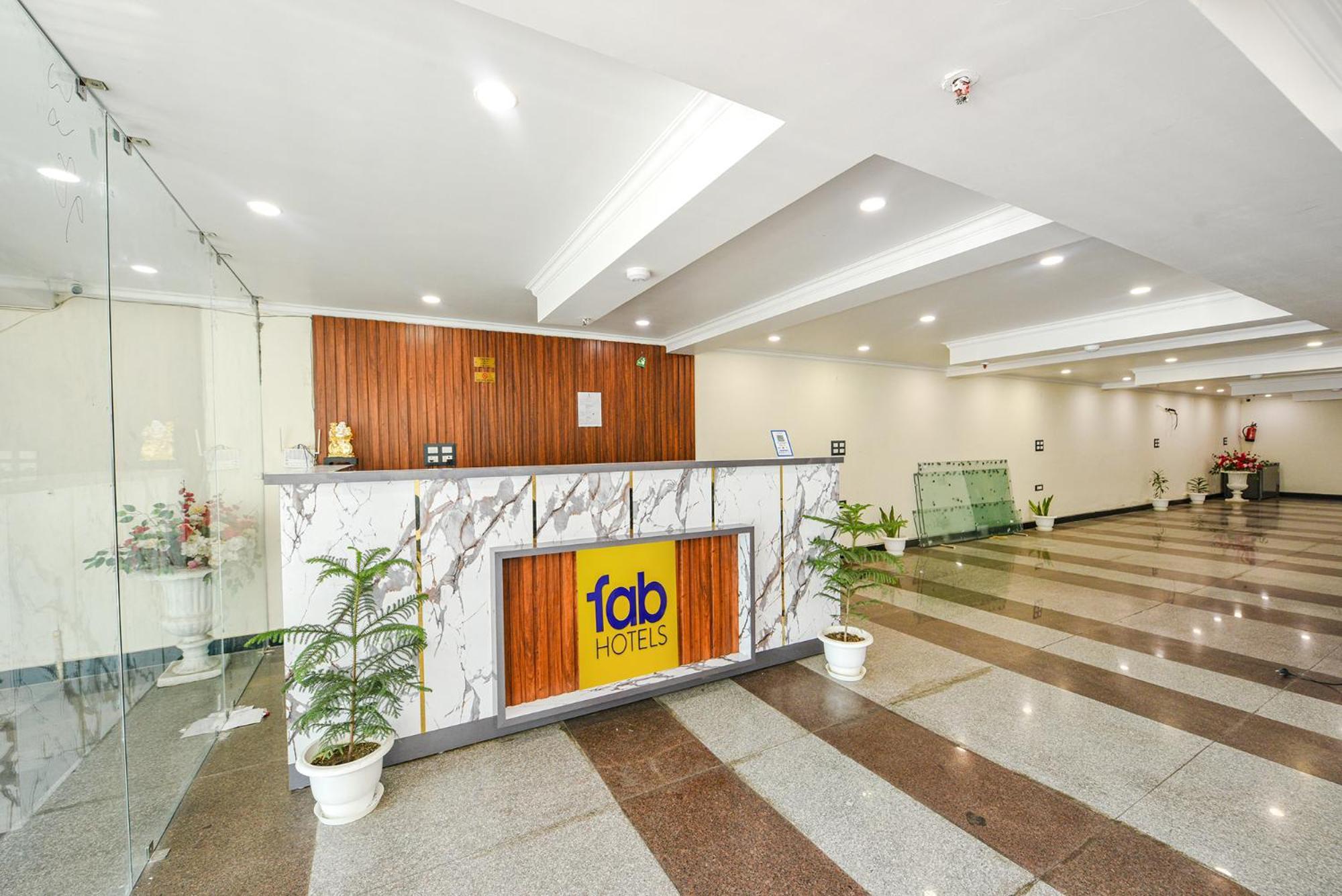 Fabhotel Prime Apple Tree Residency 뉴델리 외부 사진