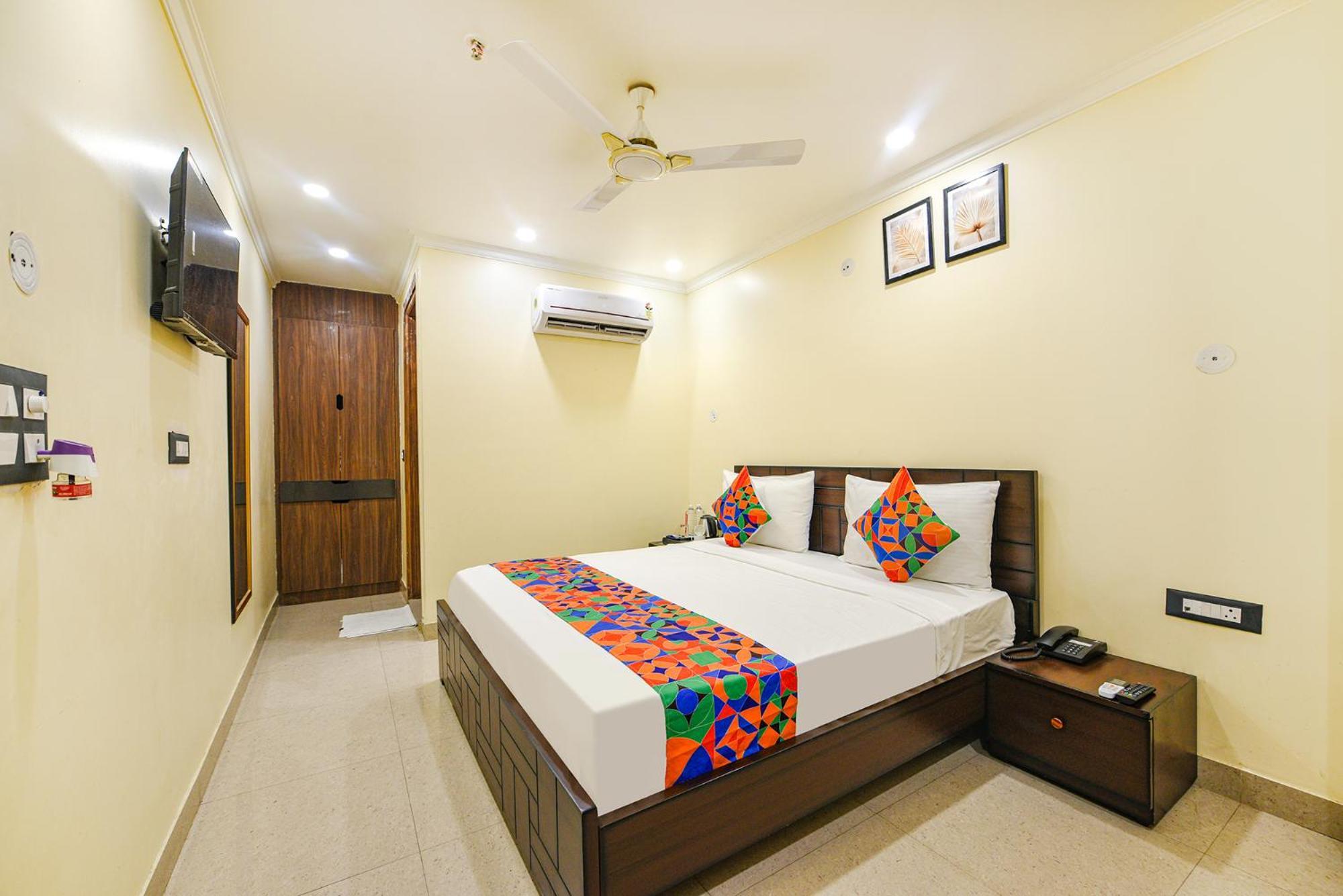 Fabhotel Prime Apple Tree Residency 뉴델리 외부 사진