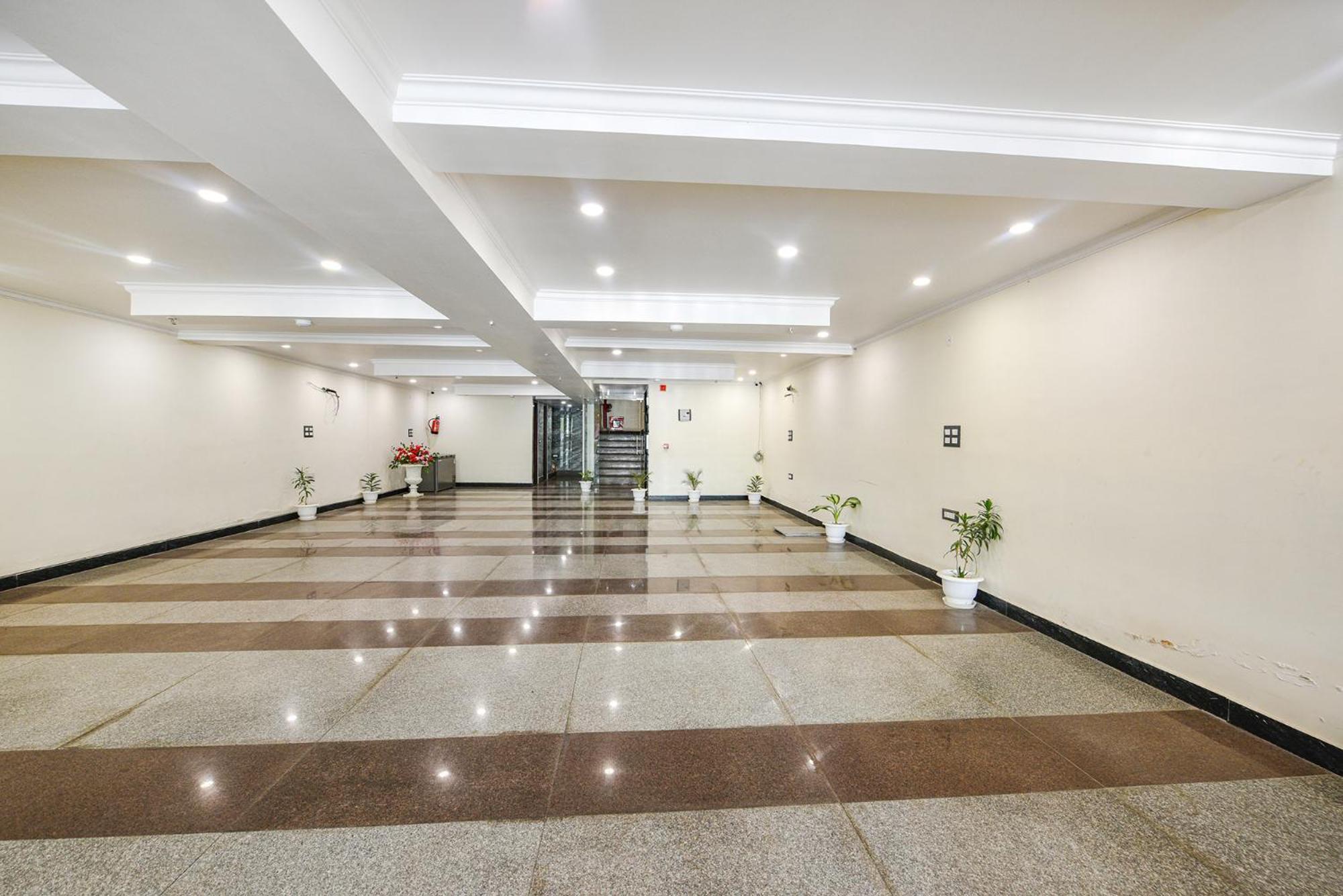 Fabhotel Prime Apple Tree Residency 뉴델리 외부 사진