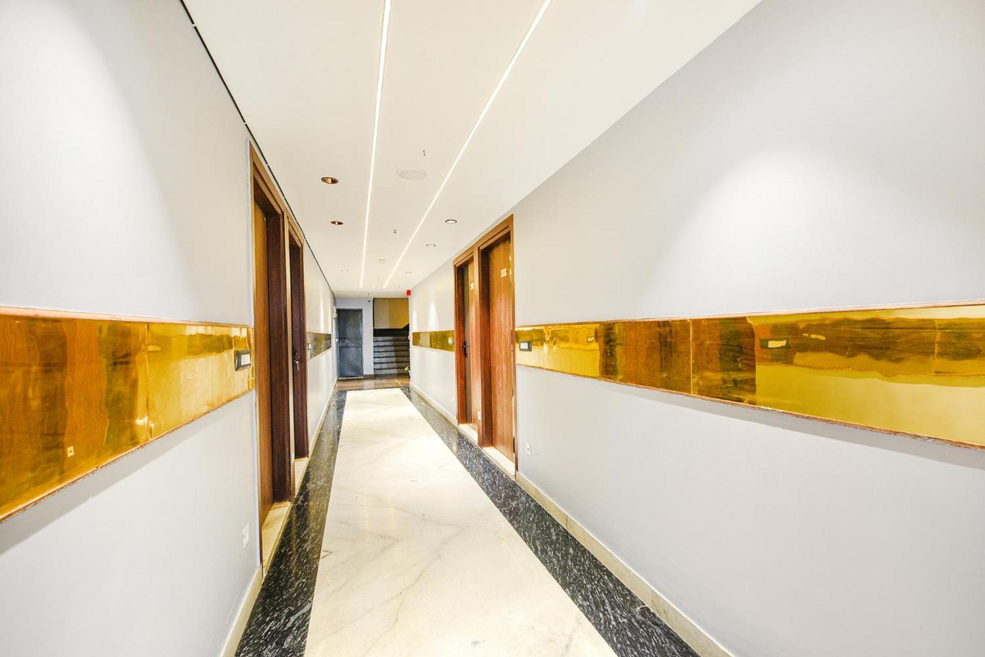Fabhotel Prime Apple Tree Residency 뉴델리 외부 사진